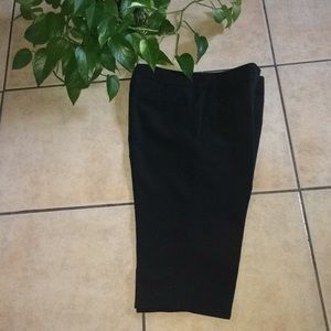 Worthington Capri Pants